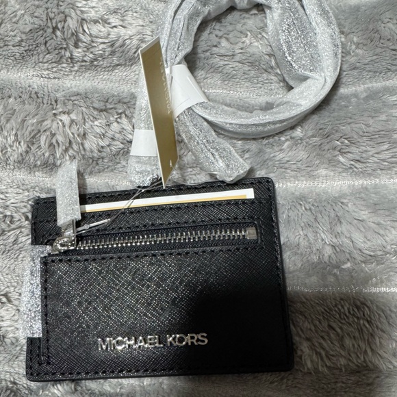 Michael Kors Card Holder/lanyard NWT - Picture 3 of 3